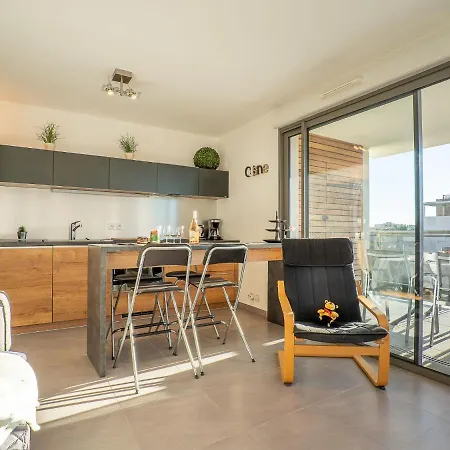 Rive Gauche By Interhome
